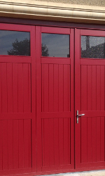 CHAFFANGE_Detail Porte de Garage Accordéon en bois massif