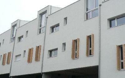 Volets bois et Isolation Thermique par l’Extérieur (ITE)