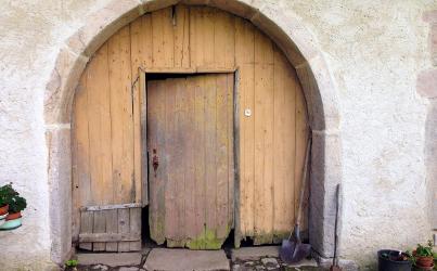 Porte Charretière en Bois