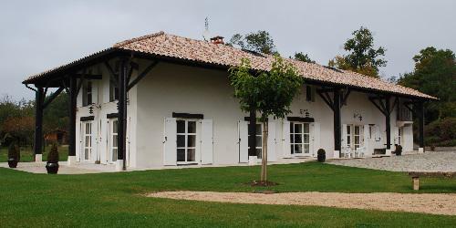 volets en bois massif