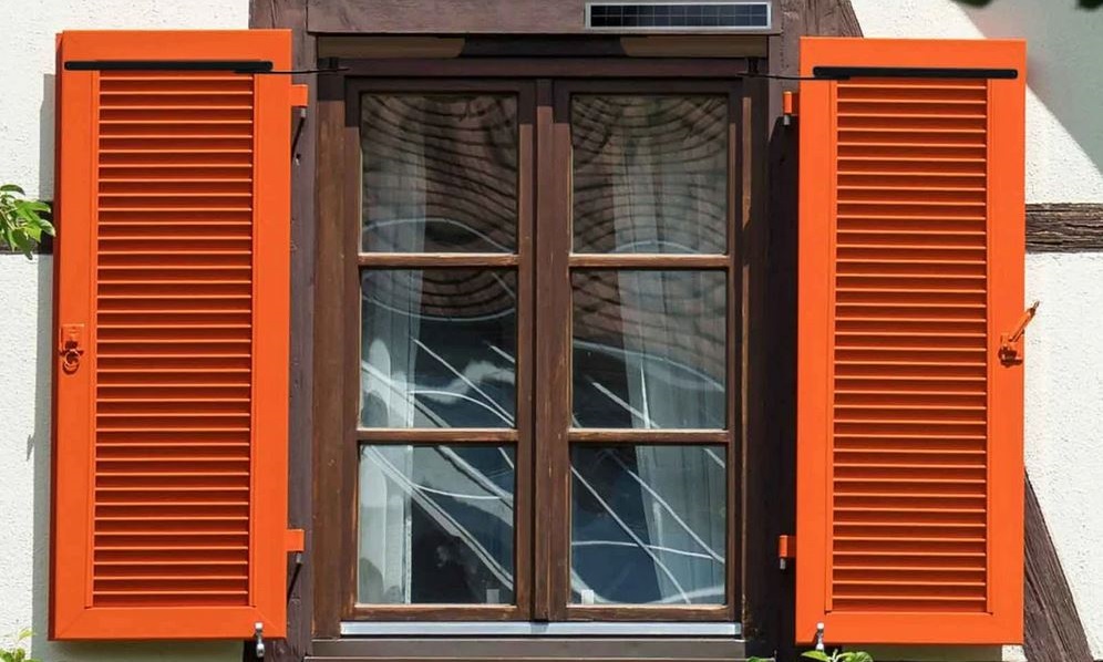 gpf fermeture motorisation volet battant bras solaire